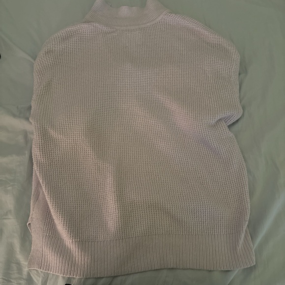 Aerie Light Purple V-Neck Sweater - Picture 3 of 3